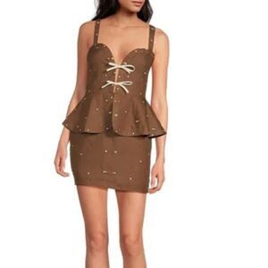 Fanm Mon Helaina Floral Embroidered Bow Front Sweetheart Neck Sheath Peplum Mini